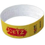 gele polsbandjes met kleuren bedrukking van Joetz