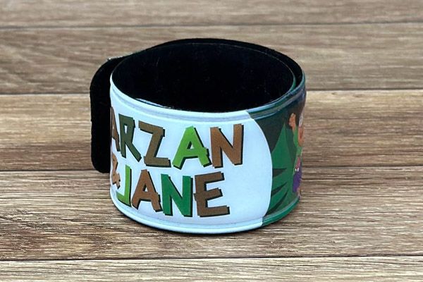 full color slapwraps als leuke give-away voor binnenspeeltuin Tarzan & Jane